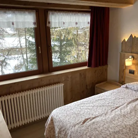 Apartmanhotel Chateau Royal 3*