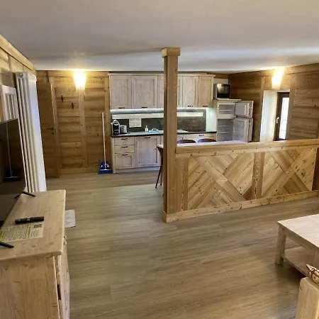 Chateau Royal Aparthotel Cogne