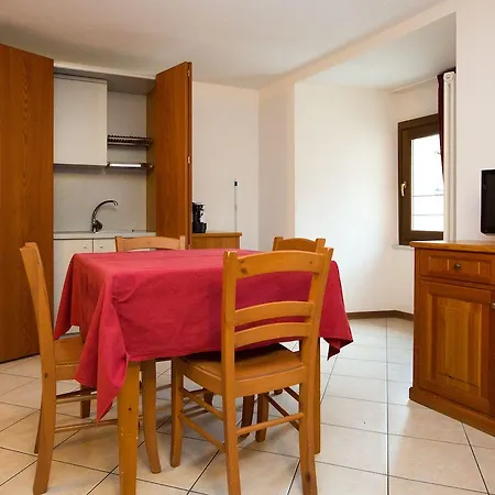 Chateau Royal Aparthotel