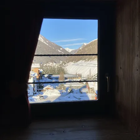 Chateau Royal Aparthotel Cogne