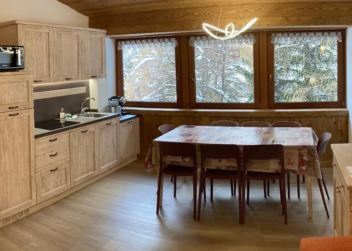 Chateau Royal Aparthotel Cogne