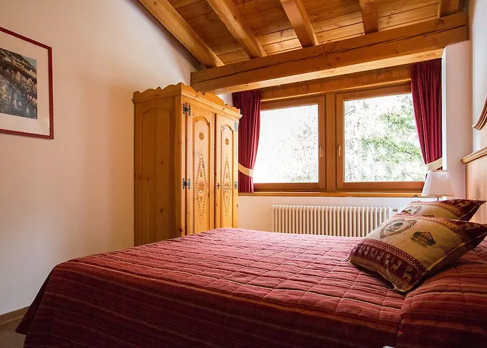 Chateau Royal Aparthotel