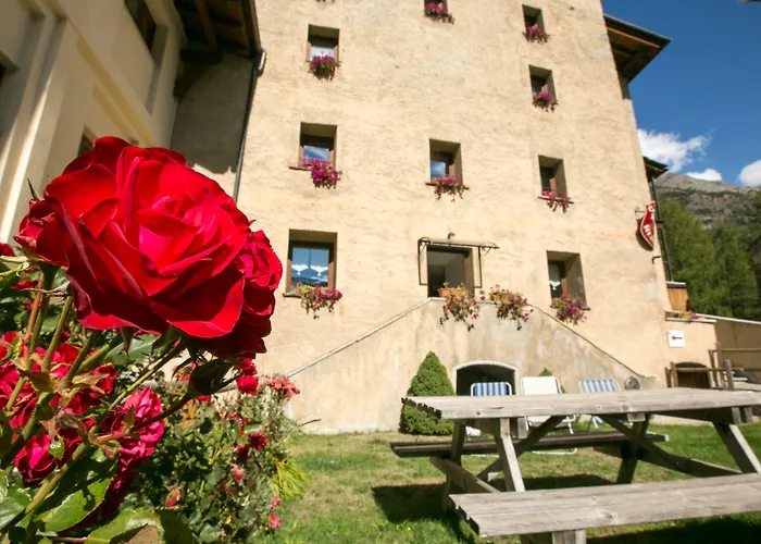 Aparthotel Chateau Royal 4*